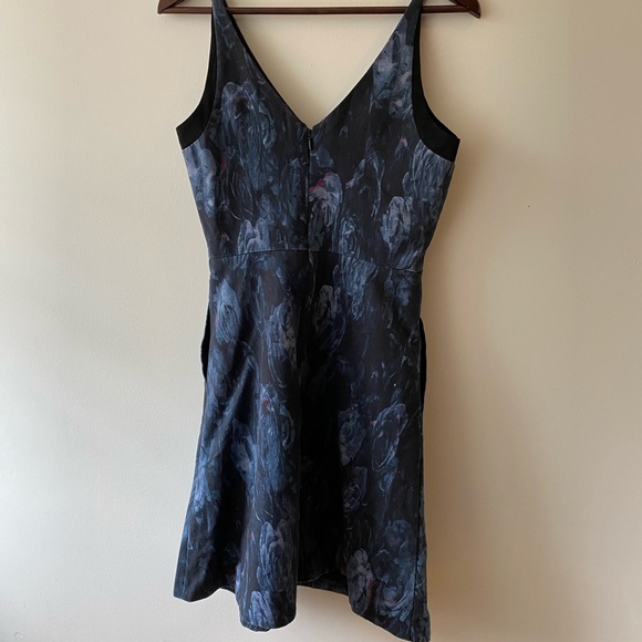 Rw&co Floral Dress with pockets 6 - Picture 7 of 8